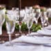 décoration de la table d'honneur d'un mariage au thème nature